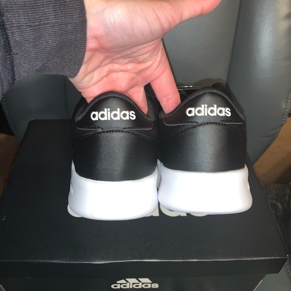 NIB Women’s size 10 Adidas Cloudfoam QT Racer Running Shoes. - Picture 5 of 10